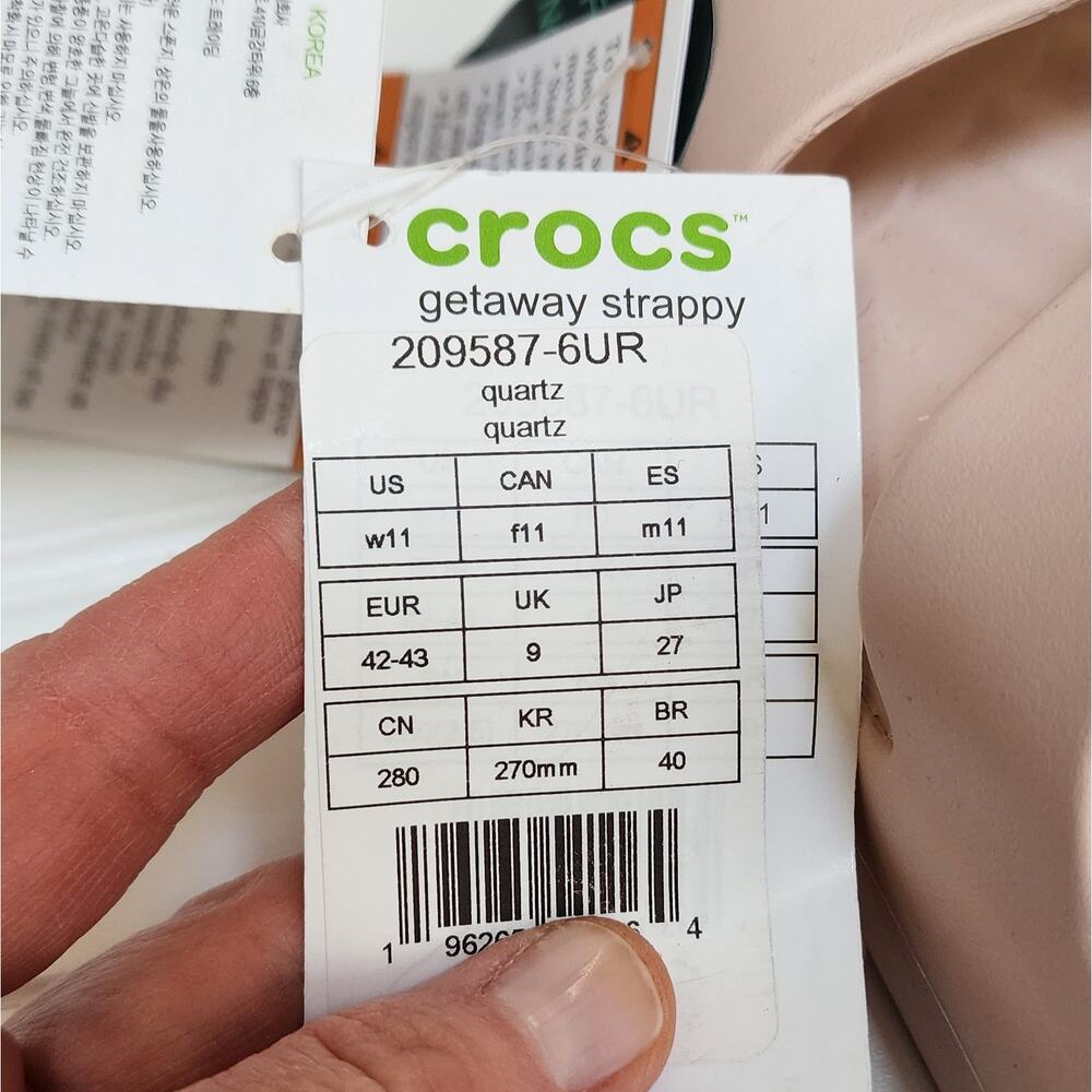 NWT Crocs Getaway Strappy Sandals/Slides - Picture 9 of 9